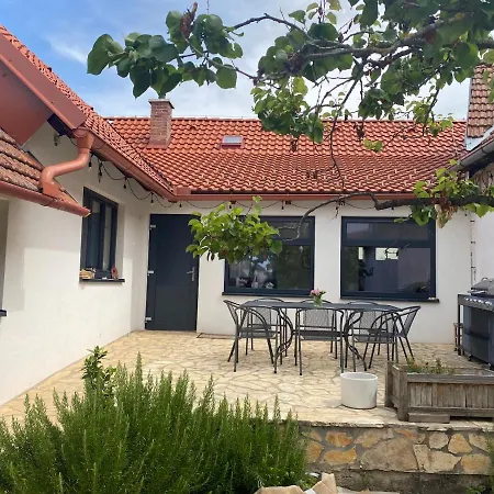 Palava House * Šakvice